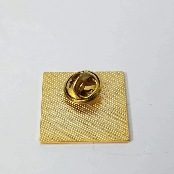 Owosso Corunna Area Chamber of Commerce Lapel Pin - Picture 2 of 2